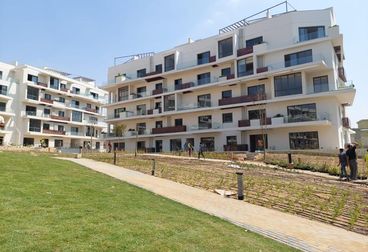 10% down payment for apartment + roof in Sodic East, Shorouk